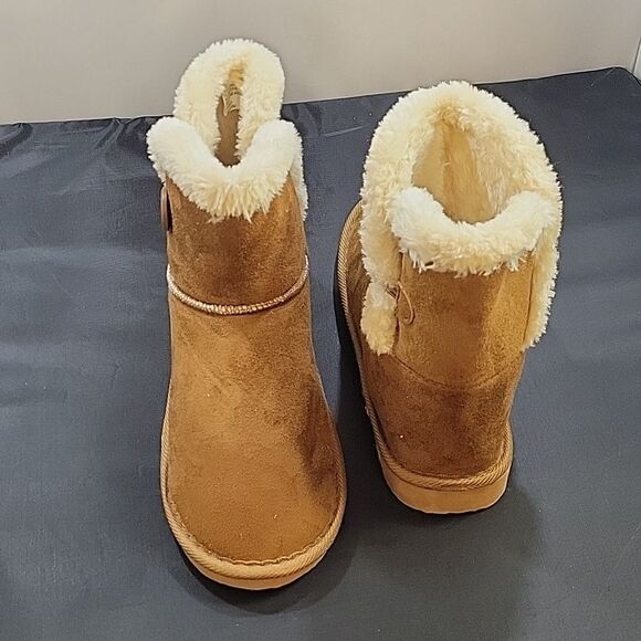 BRAND NEW JUST BE LADIES COG SUEDE ROUND TOE FAUX FUR WOMEN"S BOOTIES - Picture 5 of 15